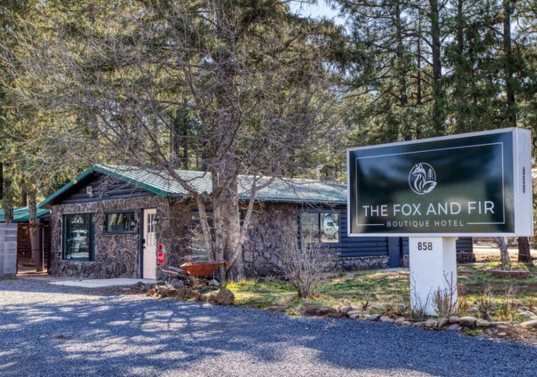 The Fox and Fir on White Mountain Boulevard